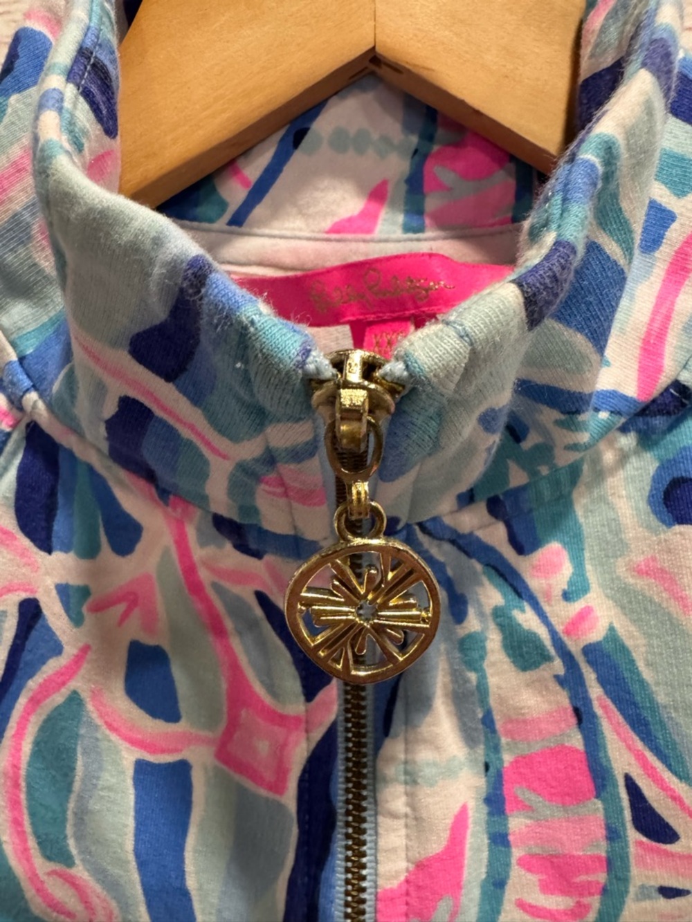 Lilly Pulitzer UPF 50+ Skipper Popover Top in Skim Blue Reel Nauti Sz XXS - Picture 6 of 11